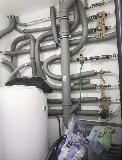 
Trinkwasserinstallation oder Wandheizung auf Putz?



