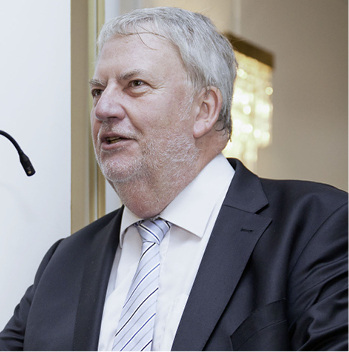 
Friedrich Budde konzentriert sich jetzt ganz auf das Amt als Präsident des ZVSHK.



