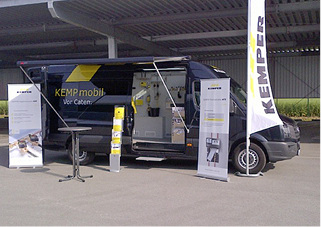 <p>
</p>
<p>
Im Technik-Mobil von Kemper können sich Handwerker schulen lassen.
</p> - © Kemper
 
Im Technik-Mobil von Kemper können sich Handwerker schulen lassen.