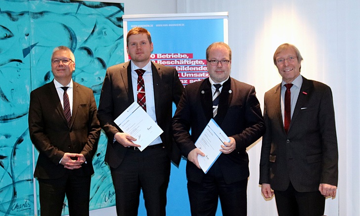 (v.l.n.r.: Christian Berg, stellv. Hauptgeschäftsführer der HwK Mannheim, Martin Pagel, Arnd Bürschgens, Alois Jöst Präsident der HwK Mannheim)