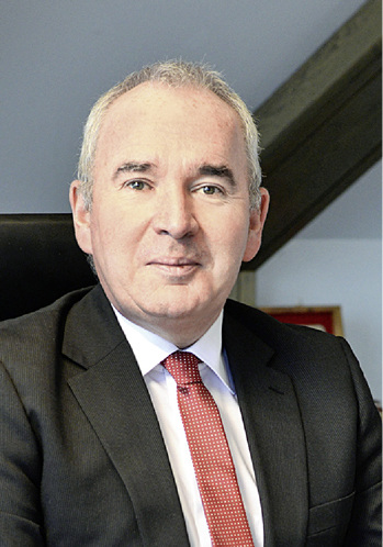 



ZVSHK-Hauptgeschäftsführer
 Andreas Müller
 will Arbeitsmittel für den SHK-Unternehmer so aktuell wie möglich gestalten.
