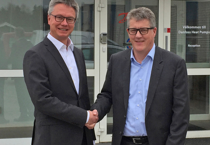 Dr. Kai Schiefelbein (links), Geschäftsführer Stiebel-Eltron-Gruppe, und Troels H. Petersen, Head of Corporate Strategy, Danfoss A/S.