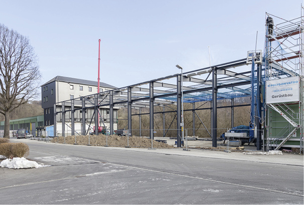 <p>
</p>

<p>
Aquatherm errichtet eine neue Halle für die Spritzgießproduktion.
</p> - © aquatherm GmbH


