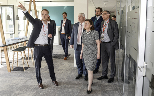 <p>
Danfoss ist in neue Büroräume umgezogen.
</p>

<p>
</p> - © Glenn Shermer Simonsen

