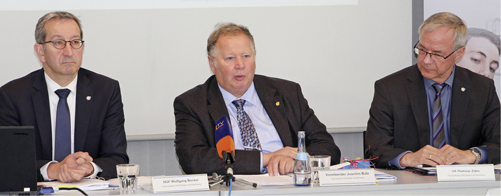 



Beim baden-württembergischen SHK-Handwerk läuft es rund, sagen (von links) Wolfgang Becker, Joachim Butz und Dietmar Zahn. 
