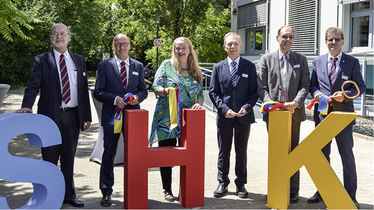 <p>
</p>
<p>
Das Kompetenzzentrum wurde nach mehr als vierjähriger Modernisierung eröffnet.
</p> - © Landesinnung SHK Berlin
 
Das Kompetenzzentrum wurde nach mehr als vierjähriger Modernisierung eröffnet.