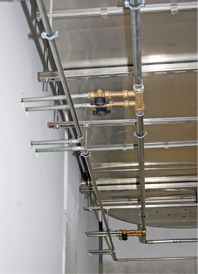 



Die Trinkwasserverrohrung mit NiroSan im Erweiterungsbau der Johannes-Gutenberg-Universität in Mainz.
