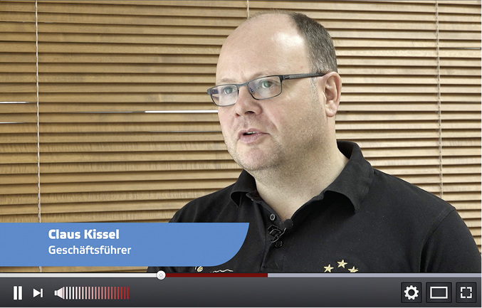 



Mitarbeitersuche per Video: Mit einem Vorstellungsgespräch präsentiert Claus Kissel seine Firma Bewerbern.
