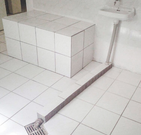 
Da bleibt man sprachlos zurück.



