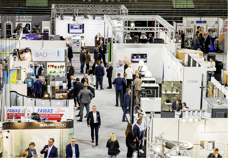 <p>
SHK-Fachleute können sich am 24. Oktober in Hamm über Neuheiten fürs Bad informieren.
</p>
<p>
</p> - © Bad direkt UG
 
SHK-Fachleute können sich am 24. Oktober in Hamm über Neuheiten fürs Bad informieren.