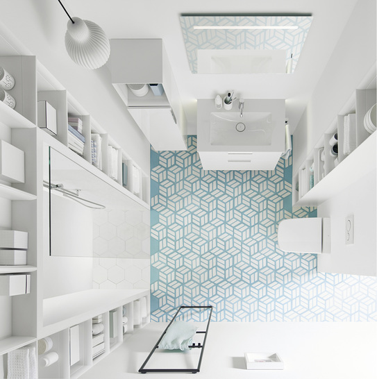 
Viel Stauraum im „kleinen Badezimmer“: Dieses Trendbad ist „klein, aber oho“, denn es steckt voller Hightech und komfortabler Lösungen. 



