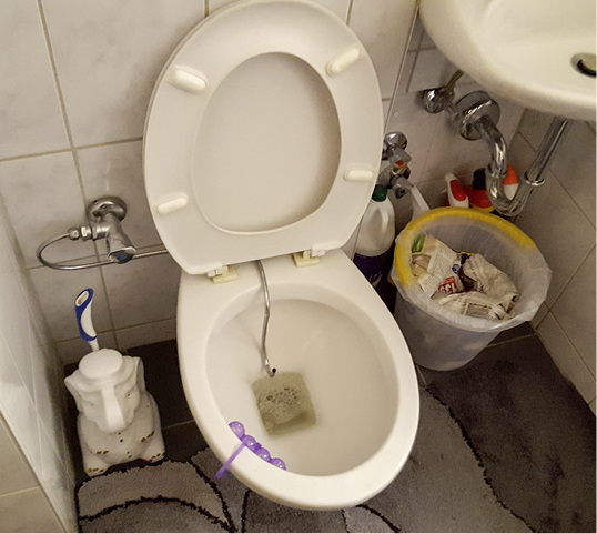 
Welcher kreative Kopf da wohl zugegen war?



