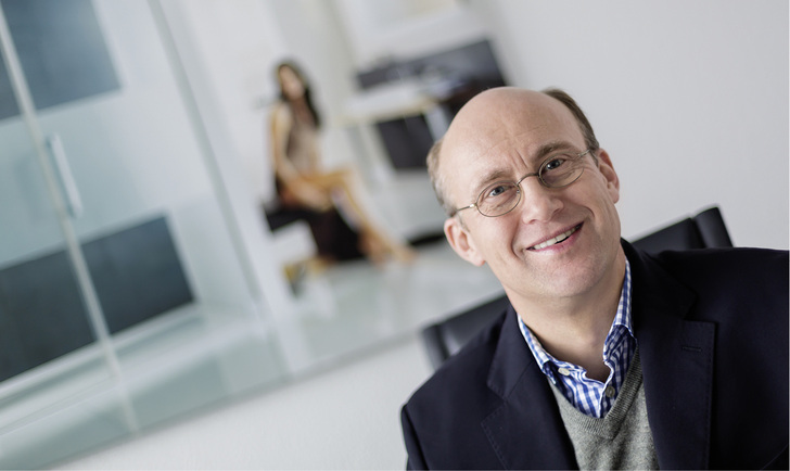 
Joachim Schulte
 ist geschäftsführender Gesellschafter der HSK Duschkabinenbau KG.



