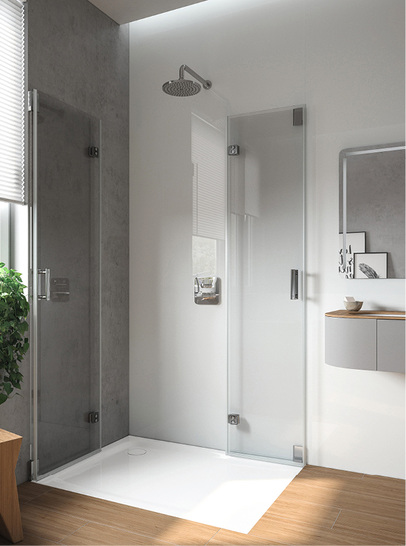 

Nach der endgültigen Verfliesung durch einen Fliesenleger muss nur noch die Wartungsfuge rund um die emaillierte Duschfläche angebracht werden.





