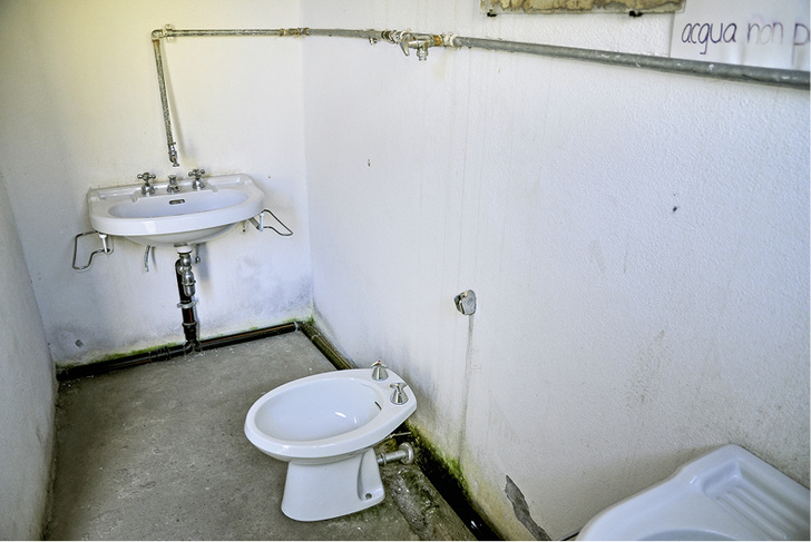 



1, 2 oder 3 … Ob du wirklich richtig drehst, siehst du, wenn das … ähm … Wasser fließt.
