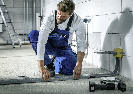 
Rehau, Keuco und Dallmer erläutern die wesentlichen Aspekte der Badsanierung.



