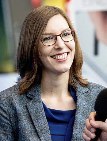 <p>
</p>

<p>
<b>Simone Emmerling</b>
 ist Leiterin des „forum handwerk digital“. Das Forum geht auf Initiative des Großhandelshauses Richter + Frenzel zurück.
</p> - © forum handwerk digital

