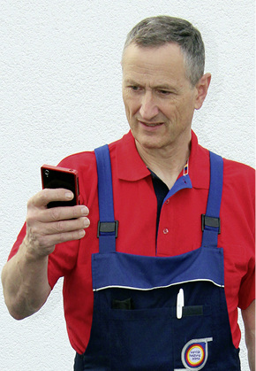 <p>
</p>
<p>
Digitales sichern: Ob Firmenrechner oder Smartphone jedes Teammitglieds – ein paar Grundregeln gegen Cyberangriffe sollten in jedem Handwerksbetrieb gelten.
</p> - © Thomas Dietrich
 
Digitales sichern: Ob Firmenrechner oder Smartphone jedes Teammitglieds – ein paar Grundregeln gegen Cyberangriffe sollten in jedem Handwerksbetrieb gelten.