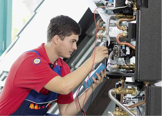 
Aufstieg zum SHK-Kundendiensttechniker: Mehrmonatige Kurse starten im zweiten Halbjahr in einigen zertifizierten Bildungsstätten.



