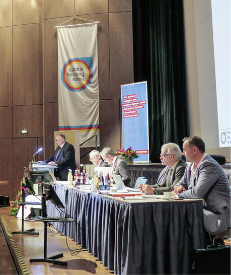 



Betriebe fit zu machen und ihnen Marktchancen aufzuzeigen, dies ist eine der Maximen des Fachverbandes. 
