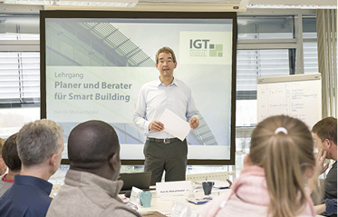 <p>
Beim IGT können Fachplaner und Handwerker sich in Sachen Smart Building qualifizieren.
</p>

<p>
</p> - © Karin Rogalski, IGT

