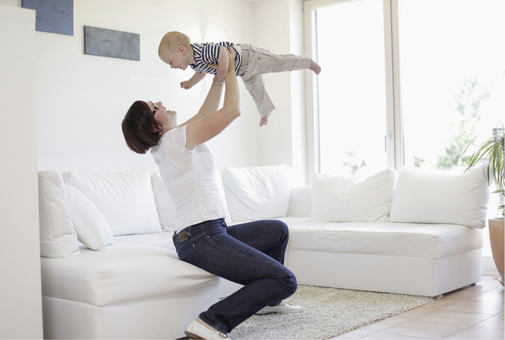 
Soll die Luftqualität in Innenräumen immer gleichbleibend hoch sein, muss die Regelung des Wohnlüftungsgeräts permanent auf verschiedene Einflussfaktoren reagieren.



