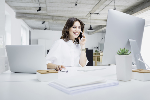 Der erste persönliche Kontakt am Telefon entscheidet darüber, ob der Kunde ­einen Auftrag vergibt.