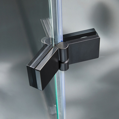 5 Die Duschkabinen Atelier Plan und Atelier Plan Pur sind im trendigen Schwarz-matt erhältlich.