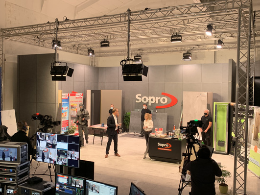 Konzentriertes Wissen für Installateure vermittelte das Live-Webinar „Abdichtung und Montage“ von Duschwelten und Sopro.