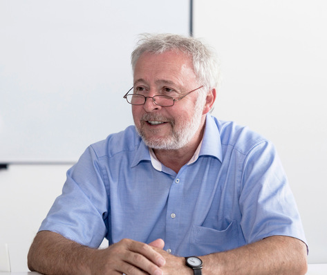 ﻿Prof. Dr.-Ing.  Hans Messerschmid  leitet das Labor Wasser- und Gastechnik an der Hochschule Esslingen, Fakultät Gebäude-Energie-Umwelt. Er ist Zentralheizungs- und Lüftungsbaumeister.