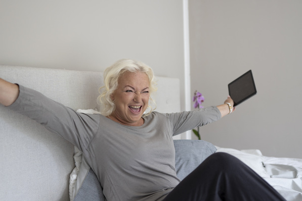 Für seine Werbekampagne #Fresh Air, FreshMind nutzt Zehnder insbesondere die Social Media-Kanäle Facebook und Instagram. Zudem bewerben eigene Landingpages die Kampagne „#FreshAir, FreshMind“.