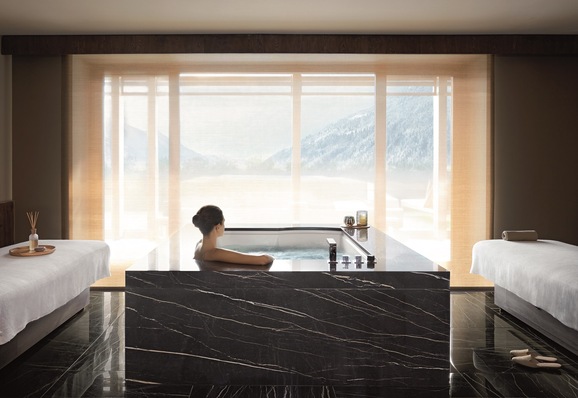 Ob Badewanne mit Bergblick, mitten in der Wildnis oder aus einer umgebauten Feuerschale –anlässlich des  internationalenTag des Badens  stellt die Münchner PR-Agentur Schaffelhuber Communications fünf Badewannen in Luxushotels weltweit vor.