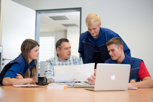Angehende Anlagenmechaniker*innen können ihren Wissensstand jetzt mit dem neuen Lern-Tool des Fachverbands SHK NR überprüfen.