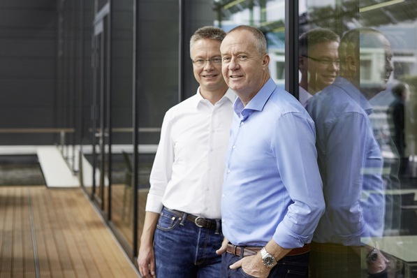 Stiebel-Eltron-Geschäftsführer Dr. Kai Schiefelbein und Dr. Nicholas Matten.