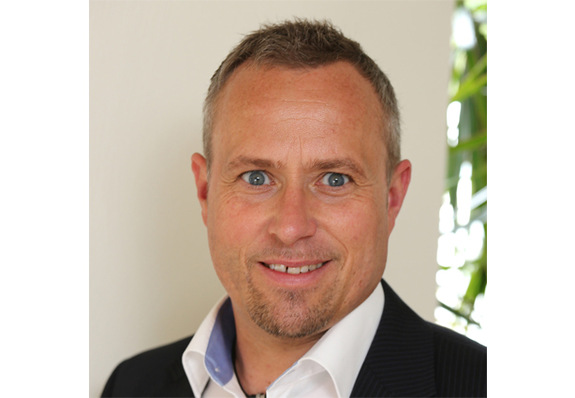 Oliver Pawlik betreut in Teilen von NRW und Niedersachsen mit der Richmann Handelsvertretung den dreistufigen Vertrieb von Sanftläufer Duschsystemen.