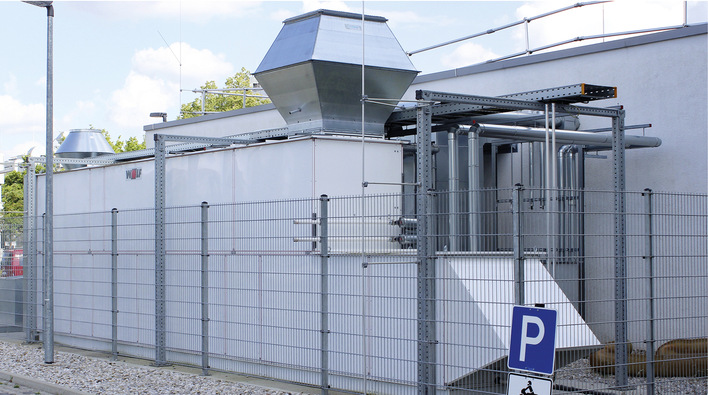 Um Platz im Produktionsbereich zu sparen, wurde eine flexibel platzierbare und trotzdem sehr leistungsfähige Lösung angestrebt. Außerhalb des Gebäudes wurde die RLT-Anlage KG Top 170 W von Wolf aufgestellt.