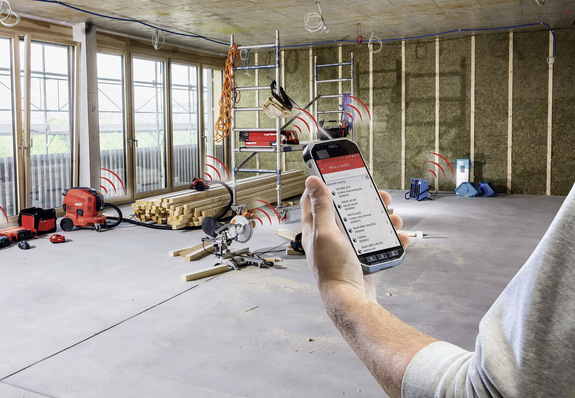  Alles noch da? Digitale Betriebsmittelverwalter optimieren die Verfügbarkeit von Arbeitsmitteln und reduzieren den Werkzeugschwund.