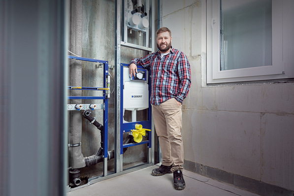  „Bei unseren Projekten im Geschosswohnungsbau sind die Wirtschaftlichkeit und die Zuverlässigkeit des Geberit Unterputzspülkastens klare Pluspunkte.“ Jens Neutel, Prokurist Reißmüller GmbH in Wangen.