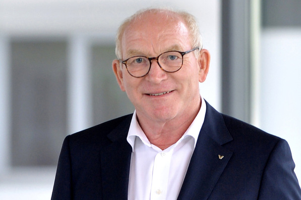 Professor Martin Viessmann