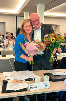 Zukunft und Vergangenheit (bald): Susan Meurer folgt auf Alfred Jansenberger als neue stellvertretende Hauptgeschäftsführerin und Geschäftsführerin Betriebswirtschaft im Fachverband SHK NRW.
