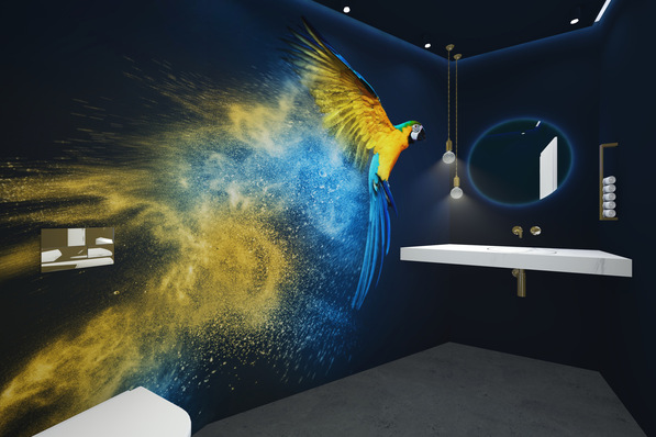 Der fensterlose Raum ist mutig in dunklen Farben gestaltet. Das Highlight ist die Tapete mit der Abbildung eines Papageien. Diese Tapete kaschiert eine schräge Wand hinter dem WC. In Kombination mit einer ausgefeilten Beleuchtung wird garantiert jeder Kunde über diesen Raum sprechen.