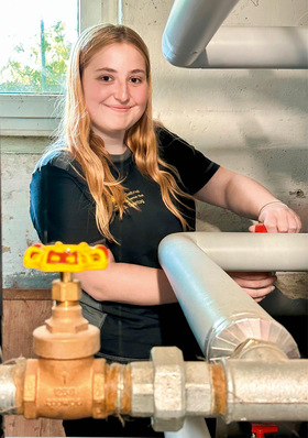 „Mir macht mein Beruf Spaß, denn er ist cool und vor allem abwechslungsreich. Das ist das Wichtigste.“ 
Jana Sonntag, Anlagenmechanikerin SHK im zweiten Lehrjahr bei der Gabriel GmbH Heizung Sonne Bad
