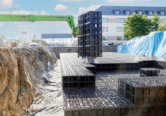 Beim Einsatz von Versickerungsanlagen wie beispielsweise der Rigolenversickerung ist eine sorgfältige Planung und Bemessung von ­entscheidender Bedeutung.