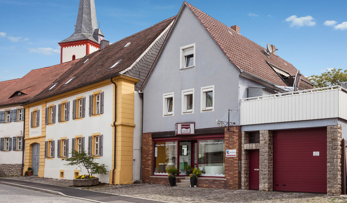 Der SHK-Betrieb Riegler-Bäder ist im ländlichen Umland von Würzburg beheimatet.