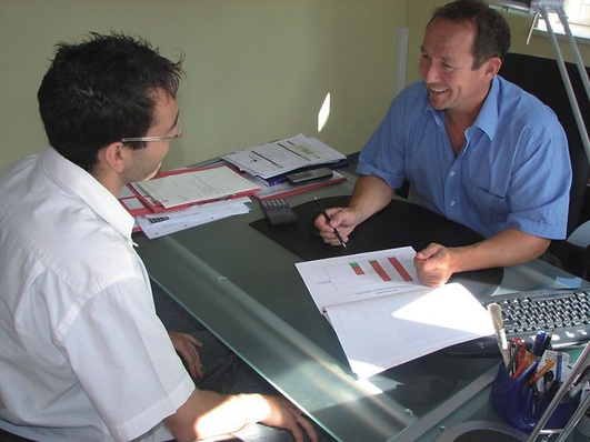 SHK-Unternehmer Georg Kaiser setzte das „Heizkostenspar-Konzept“ bereits mehrfach ein. Erfreulich aus seiner Sicht: Er erzielte gegenüber früher mehr Abschlüsse und diese mit höherem Auftragswert