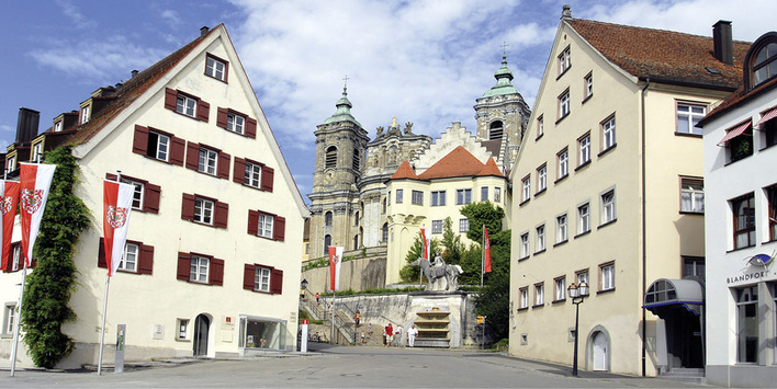 Idyllisch: Der Münsterplatz in Weingarten.