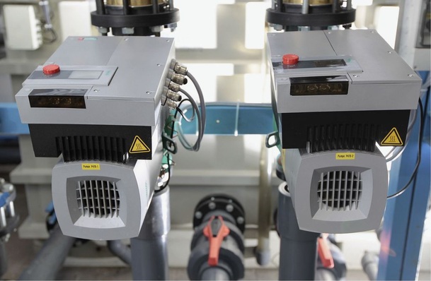 Ein Pumpentausch bevor die alte Pumpe versagt, wie hier mit der Wilo Stratos Giga, rechnet sich meist schon nach kurzer Zeit. Und im Gewerbe­bereich geht es da schnell um richtig hohe Beträge.