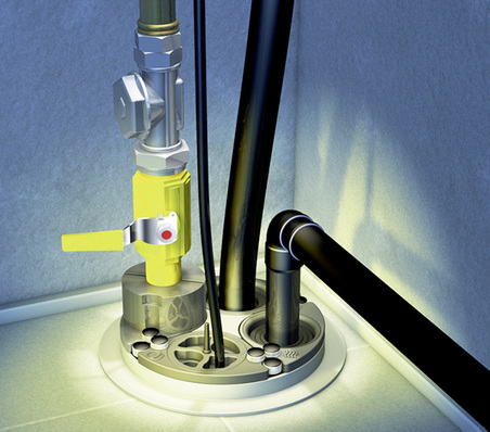 
Mehrsparten-Hauseinführungssysteme sind geprüft und benötigen nur eine Bohrung in der Außenwand oder Bodenplatte.
