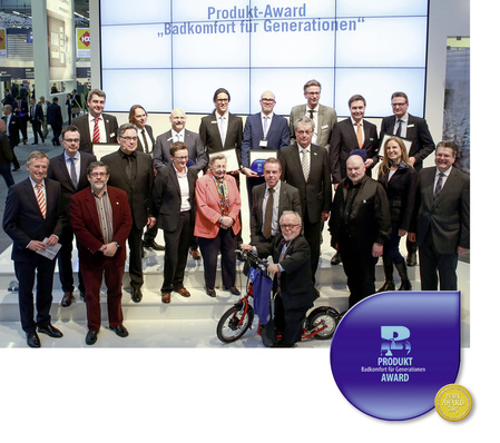 
Am 12. März 2015 auf der ISH: die Jury des ZVSHK-Produkt-Awards zusammen mit Repräsentanten der fünf Gewinner.
