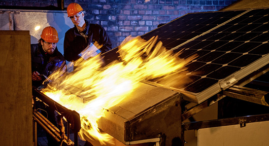 



Brandschutzprüfung von Photovoltaikmodulen.
